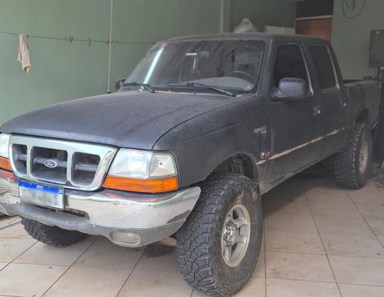 FORD RANGER 4.0 XLT 4X4 CD V6 12V GASOLINA 4P MANUAL